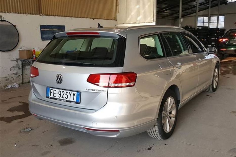 Продам Volkswagen Passat B8 2.0 BLUEMOTION Automat 2016 года в Львове