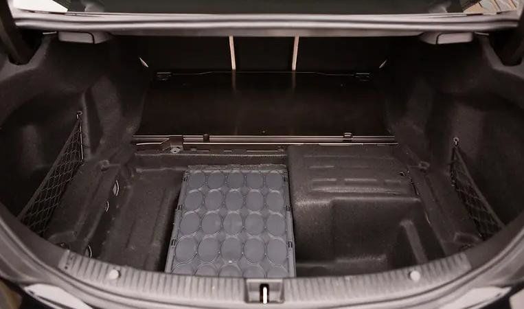 Продам Mercedes-Benz C-Class с 300 4matic 2015 года в Одессе