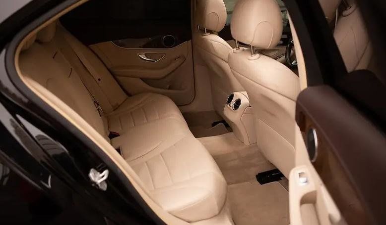 Продам Mercedes-Benz C-Class с 300 4matic 2015 года в Одессе