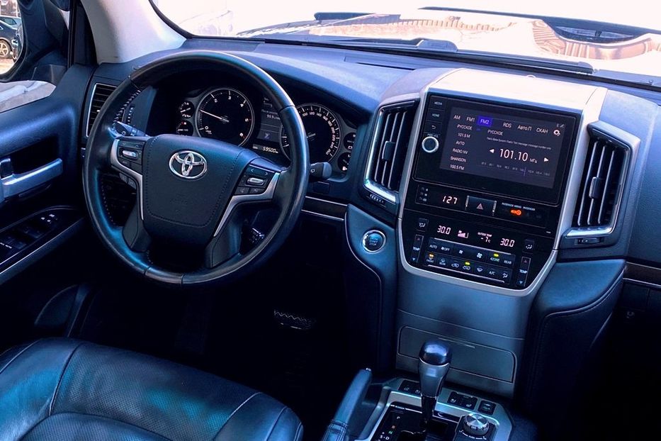 Продам Toyota Land Cruiser 200 2017 года в Днепре