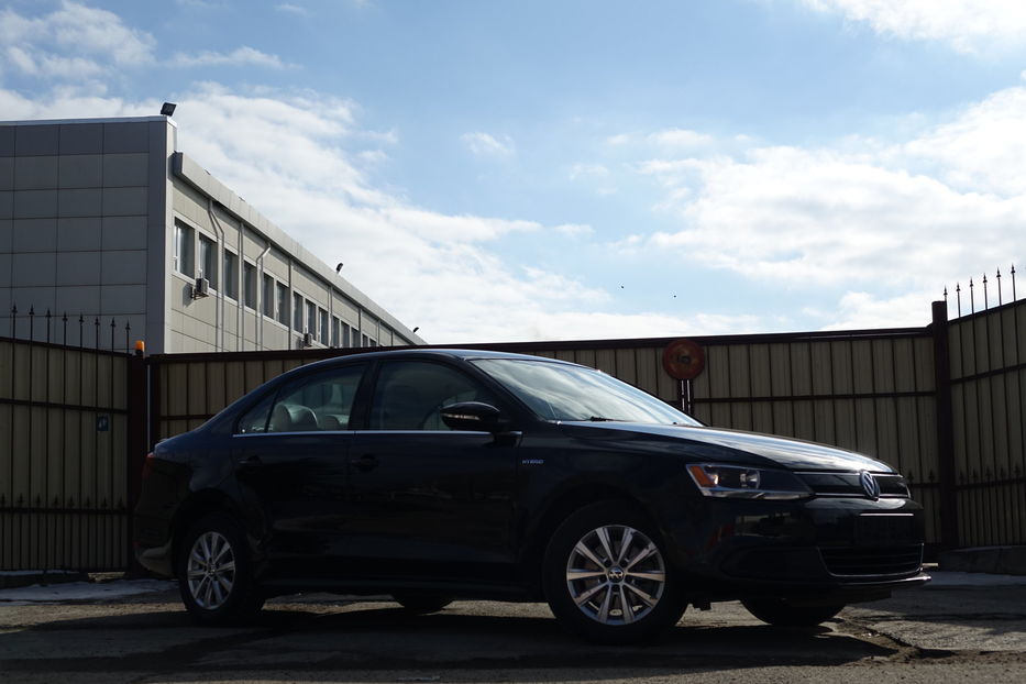 Продам Volkswagen Jetta HYBRIDE 2014 года в Одессе