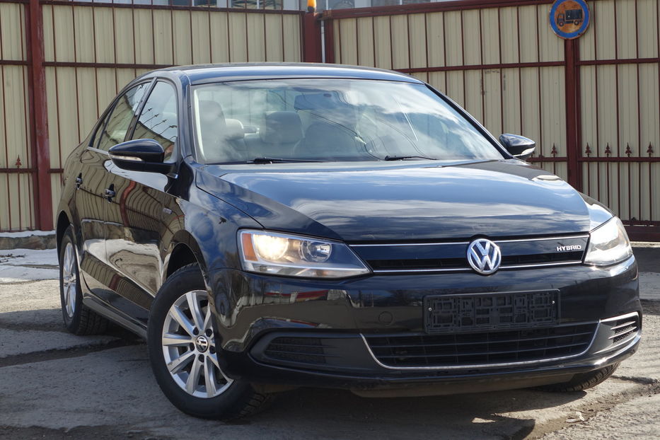 Продам Volkswagen Jetta HYBRIDE 2014 года в Одессе