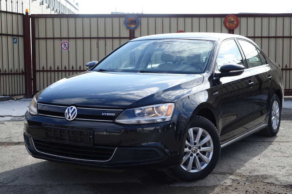 Продам Volkswagen Jetta HYBRIDE 2014 года в Одессе