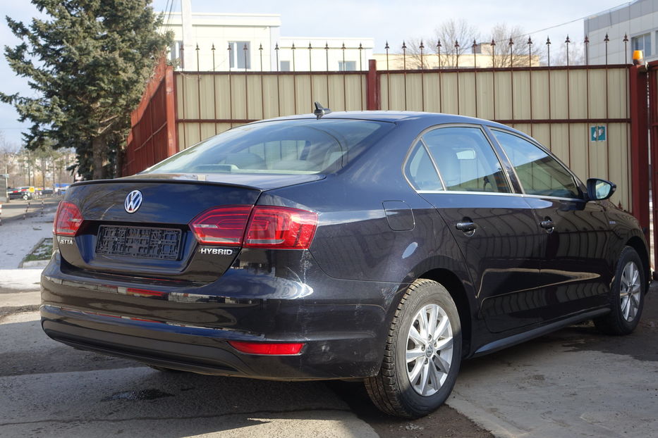 Продам Volkswagen Jetta HYBRIDE 2014 года в Одессе