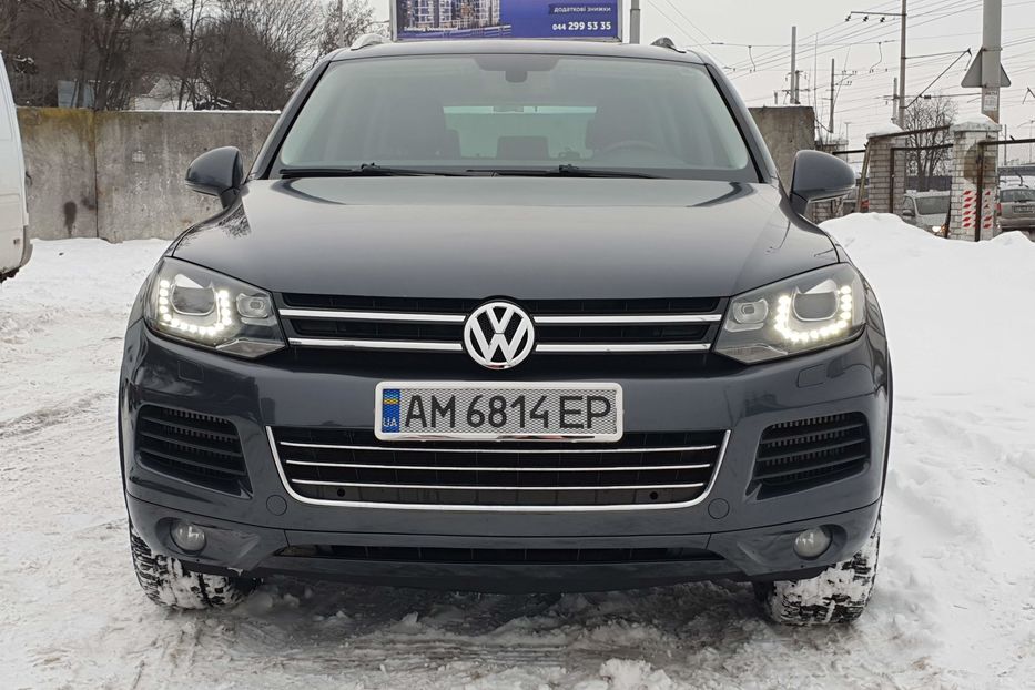 Продам Volkswagen Touareg 2011 года в Киеве