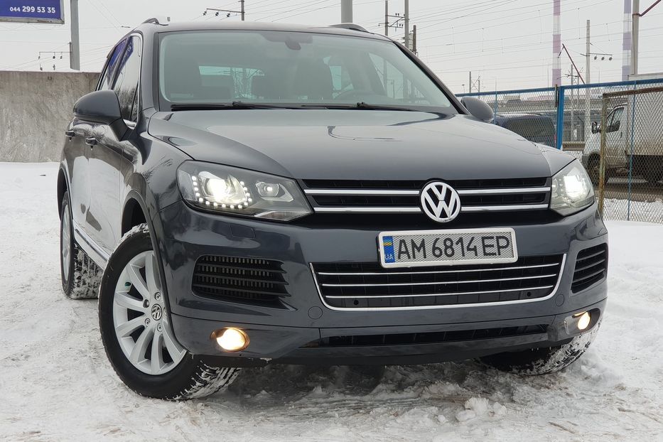 Продам Volkswagen Touareg 2011 года в Киеве