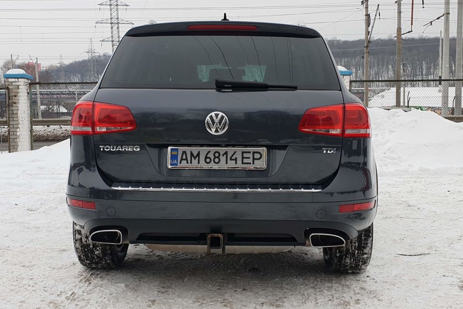 Продам Volkswagen Touareg 2011 года в Киеве