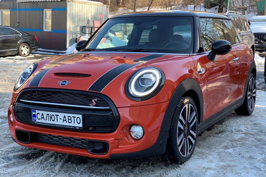 Продам MINI Cooper S 2019 года в Киеве