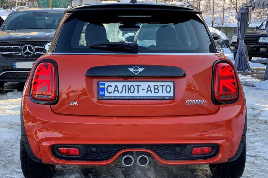 Продам MINI Cooper S 2019 года в Киеве