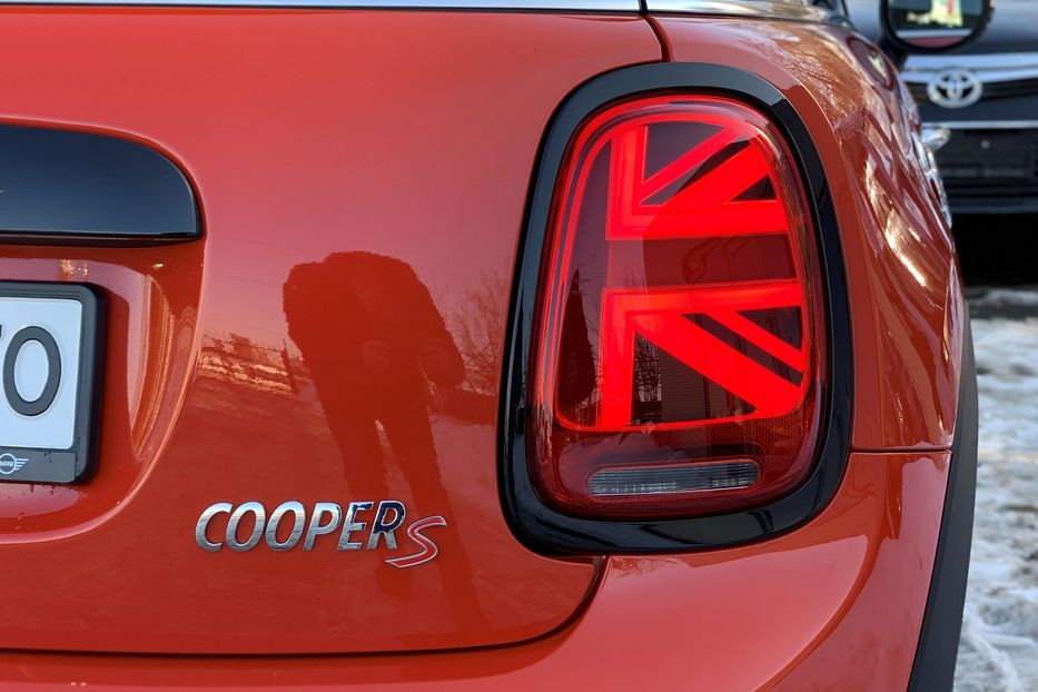 Продам MINI Cooper S 2019 года в Киеве