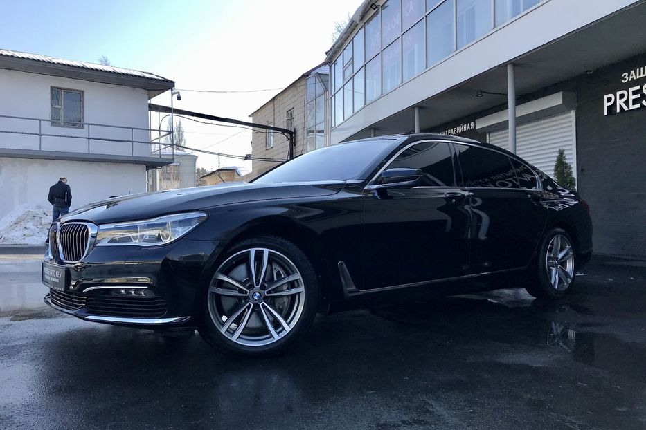 Продам BMW 750 Ld INDIVIDUAL 2017 года в Киеве