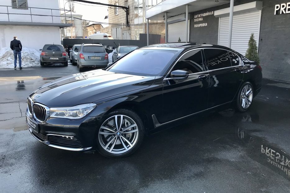 Продам BMW 750 Ld INDIVIDUAL 2017 года в Киеве