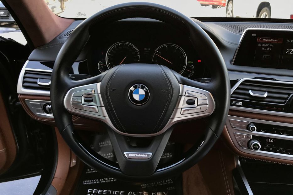 Продам BMW 750 Ld INDIVIDUAL 2017 года в Киеве