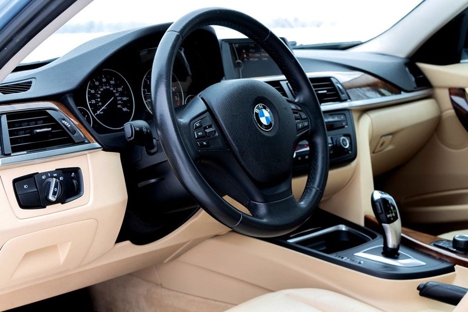 Продам BMW 328 2013 года в Днепре