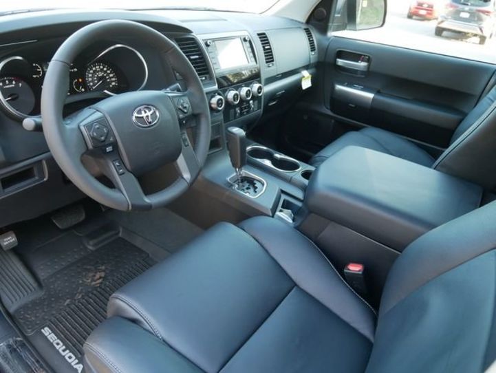 Продам Toyota Sequoia Nightshade 4WD 2021 года в Киеве