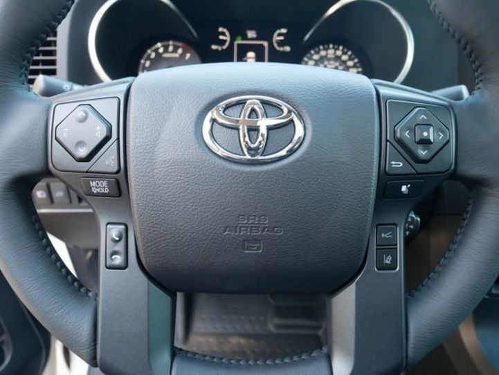 Продам Toyota Sequoia Nightshade 4WD 2021 года в Киеве