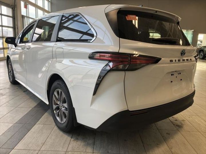 Продам Toyota Sienna LE 8-Passenger 2021 года в Киеве