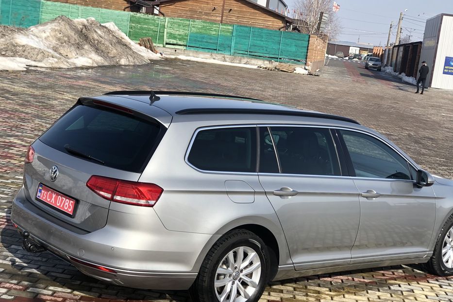 Продам Volkswagen Passat B8 Full Led 2016 года в Житомире