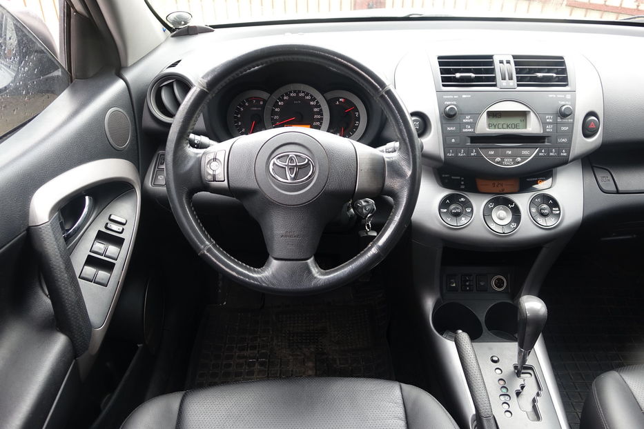 Продам Toyota Rav 4 2007 года в Одессе