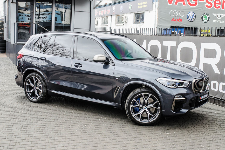 Продам BMW X5 M50d 2019 года в Киеве