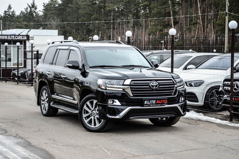 Продам Toyota Land Cruiser 200 Diesel 2017 года в Киеве