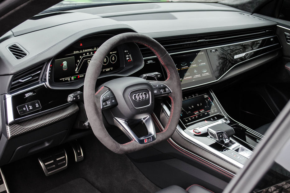 Продам Audi RS Q8 RS Dynamik plus 2020 года в Киеве