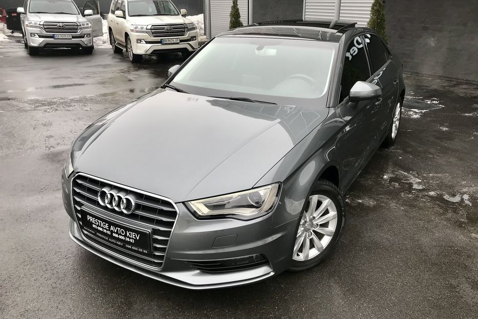 Продам Audi A3 TDI Официальный 2015 года в Киеве