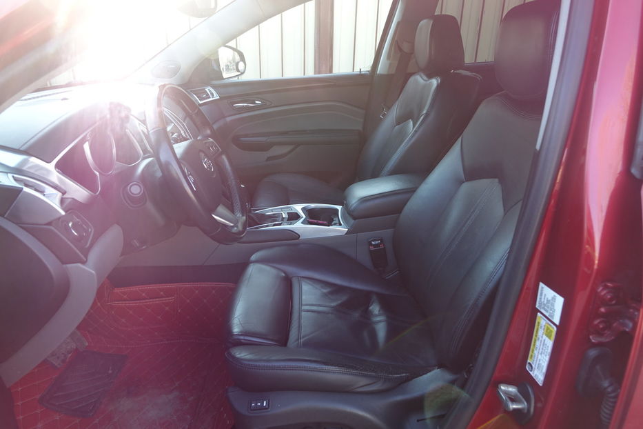 Продам Cadillac SRX 4 2010 года в Одессе