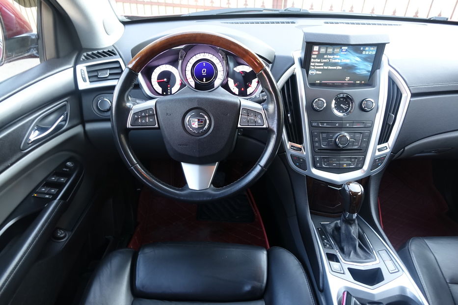 Продам Cadillac SRX 4 2010 года в Одессе