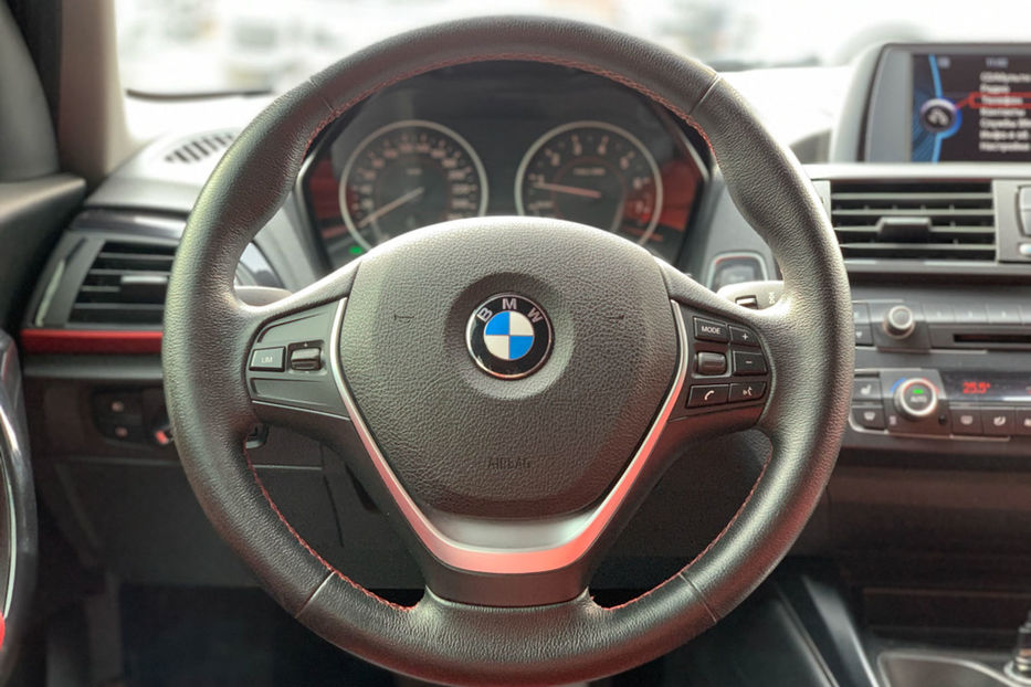 Продам BMW 118 Sport 2011 года в Одессе