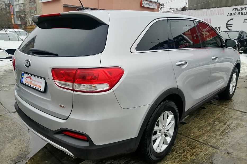 Продам Kia Sorento  2.4 GAZ 2015 года в Одессе