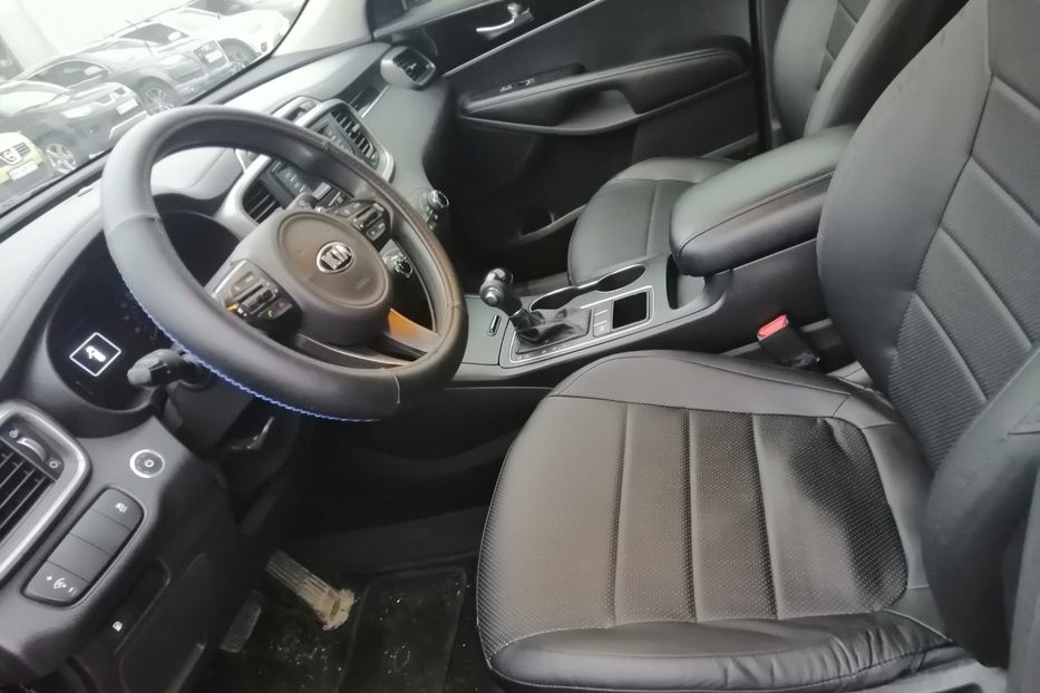 Продам Kia Sorento  2.4 GAZ 2015 года в Одессе