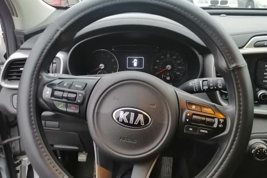 Продам Kia Sorento  2.4 GAZ 2015 года в Одессе