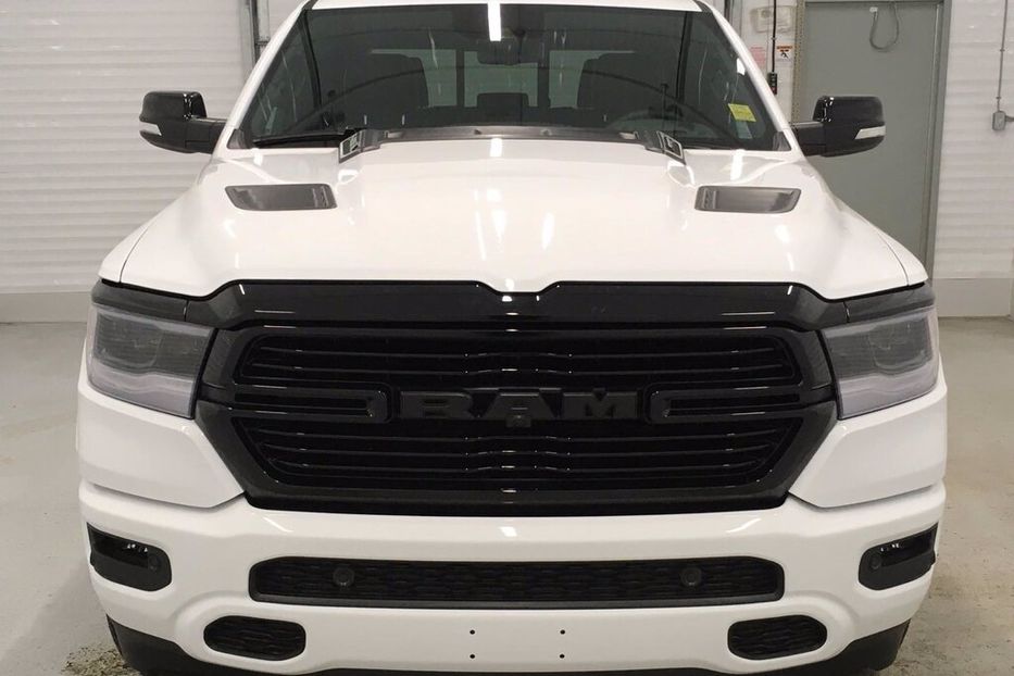 Продам Dodge RAM  1500 Laramie 2021 года в Киеве