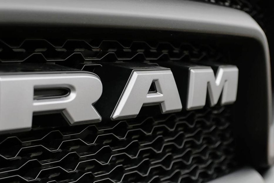 Продам Dodge RAM 2021 Dodge Ram 1500 Rebel 2021 года в Киеве