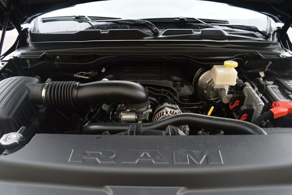 Продам Dodge RAM  Dodge Ram 1500 Sport 2021 года в Киеве