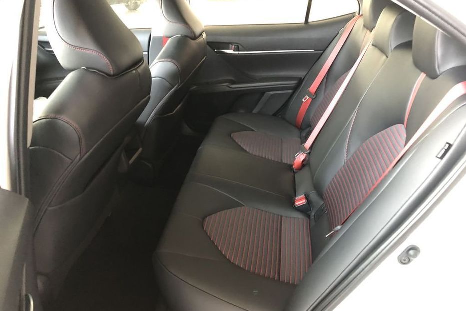 Продам Toyota Camry TRD V6  2021 года в Киеве