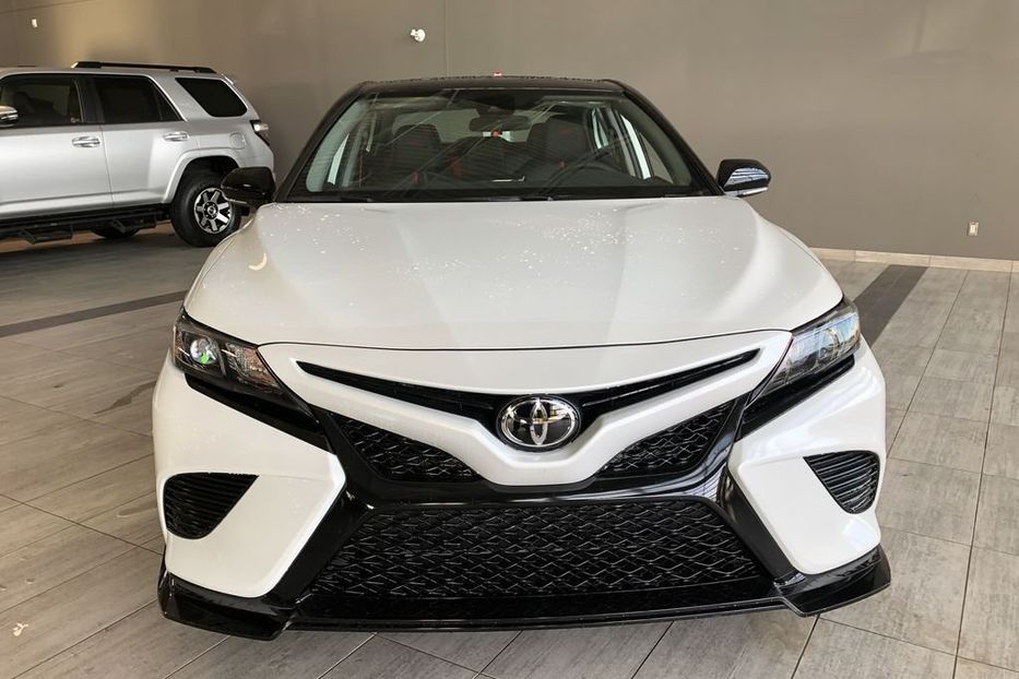 Продам Toyota Camry TRD V6  2021 года в Киеве