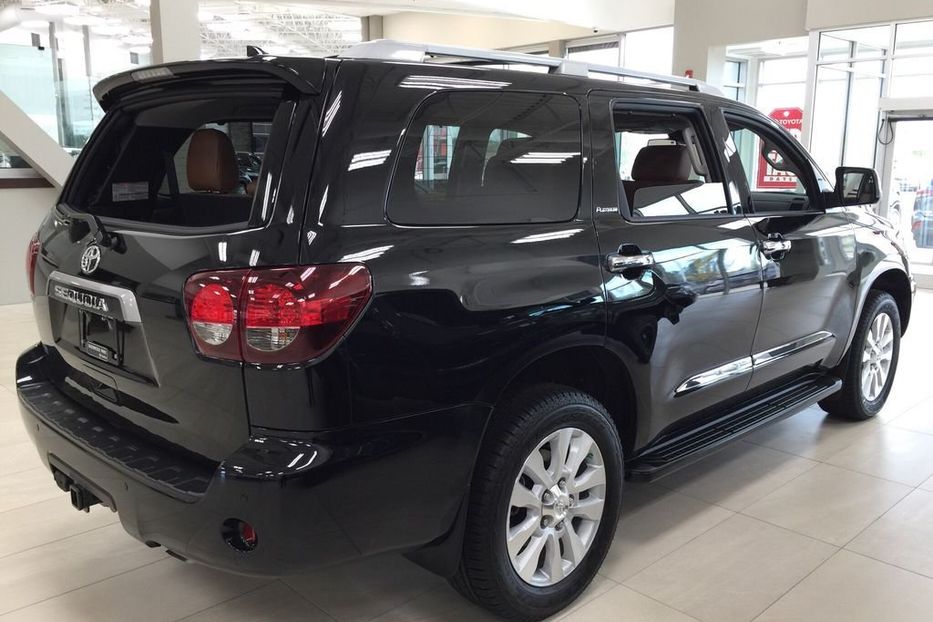 Продам Toyota Sequoia  Platinum 4WD 2021 года в Киеве