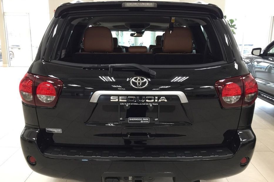 Продам Toyota Sequoia  Platinum 4WD 2021 года в Киеве