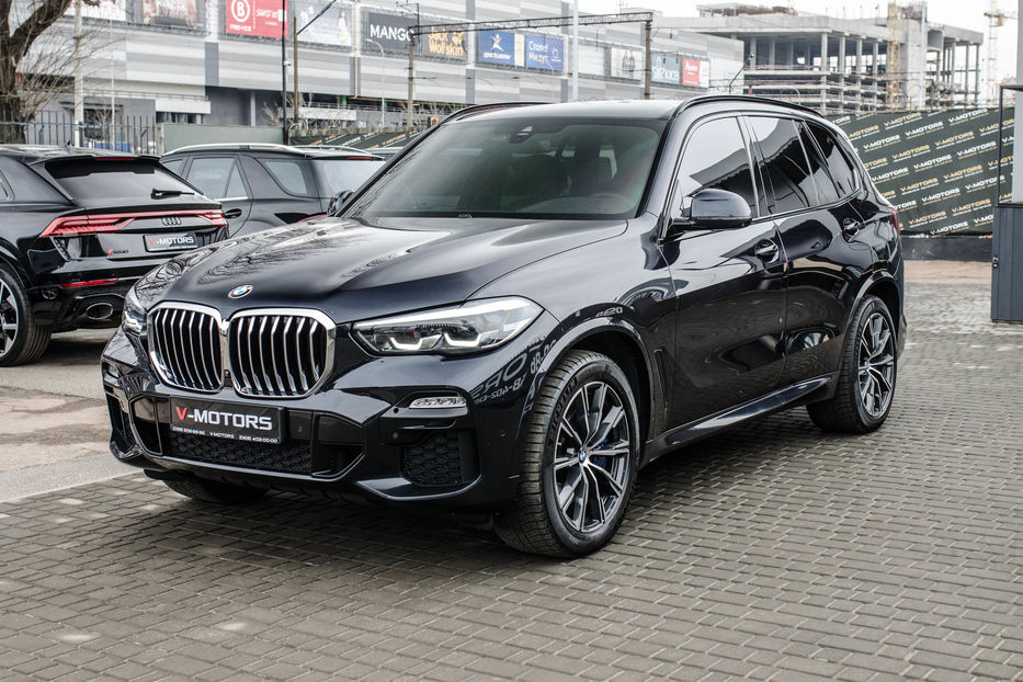 Продам BMW X5 30d 2019 года в Киеве