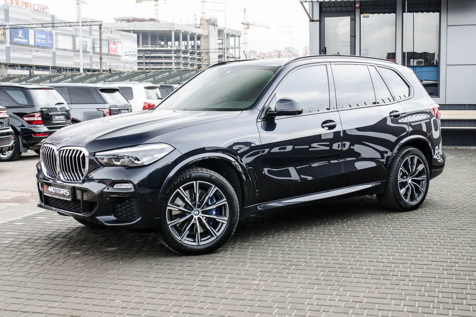 Продам BMW X5 30d 2019 года в Киеве