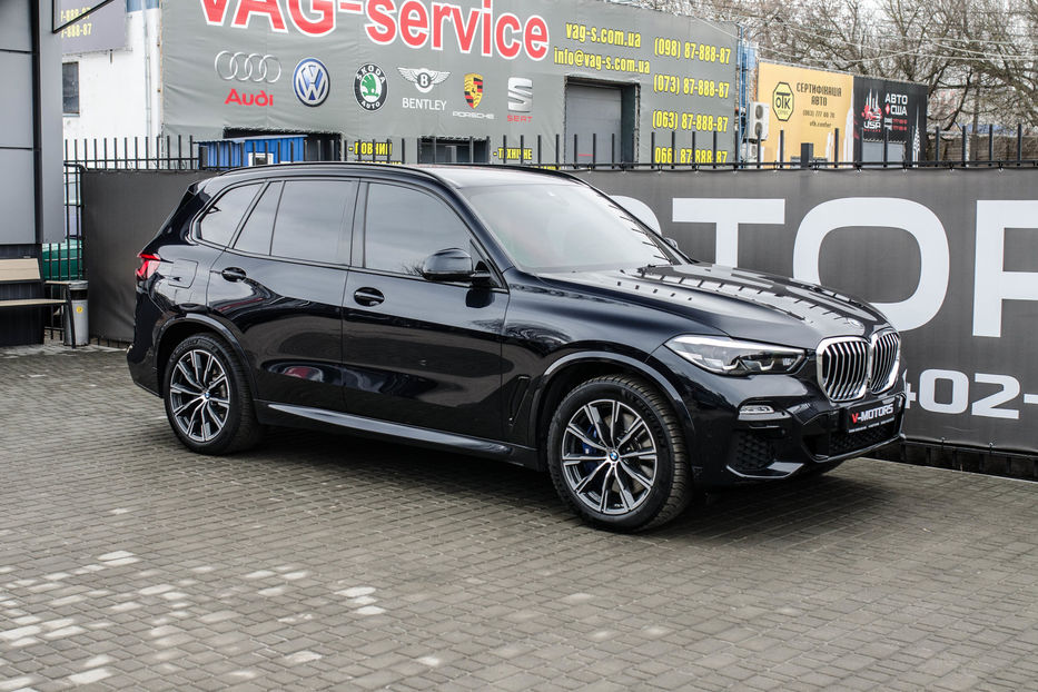 Продам BMW X5 30d 2019 года в Киеве