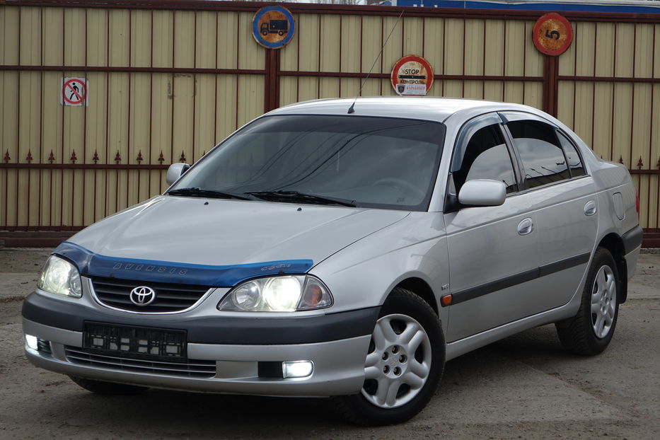 Продам Toyota Avensis 2003 года в Одессе