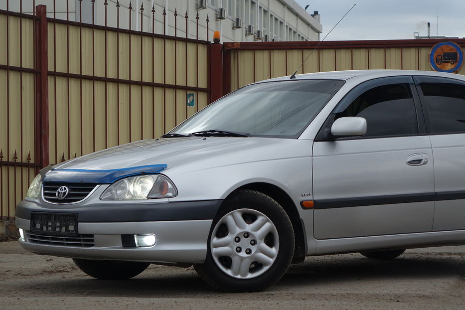 Продам Toyota Avensis 2003 года в Одессе