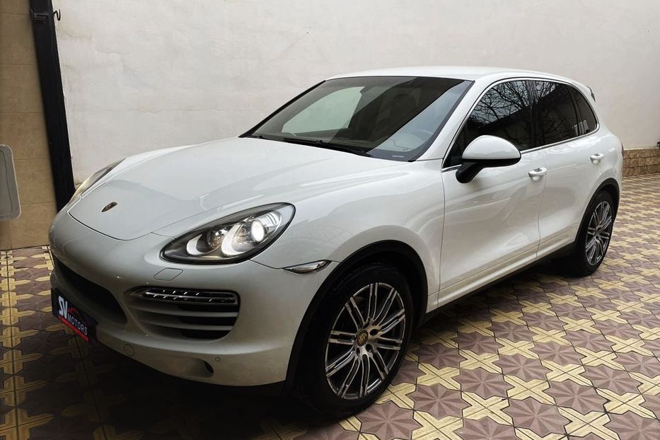 Продам Porsche Cayenne 2013 года в Черновцах