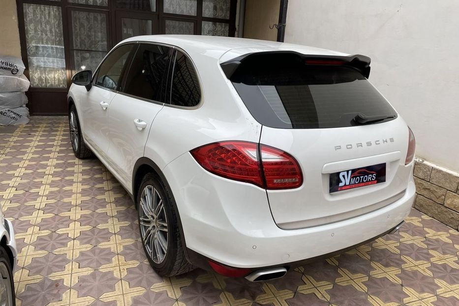 Продам Porsche Cayenne 2013 года в Черновцах