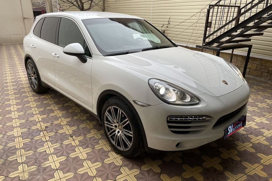 Продам Porsche Cayenne 2013 года в Черновцах