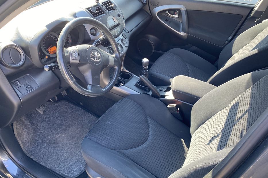 Продам Toyota Rav 4 2.2 d. 2007 года в Одессе