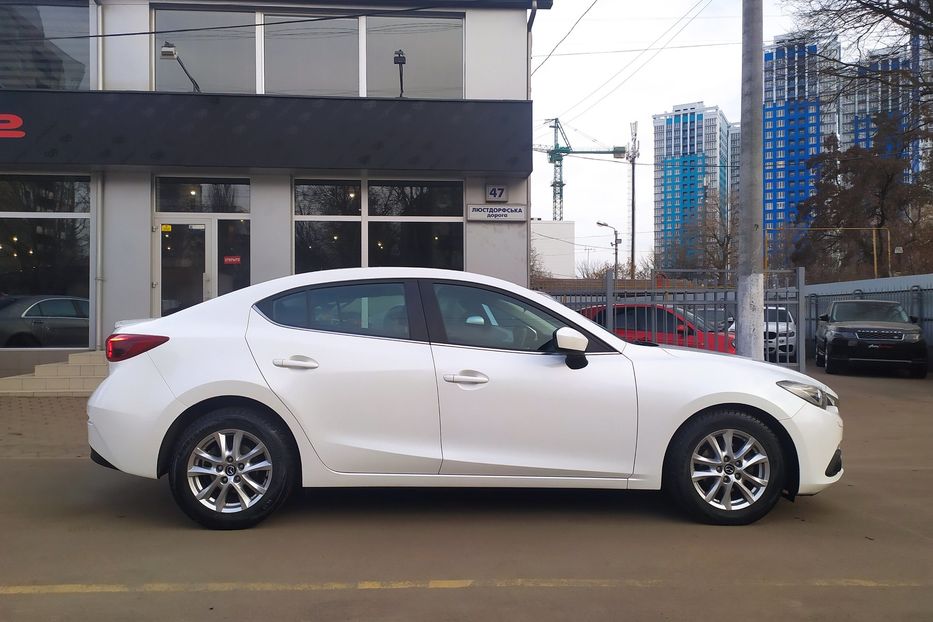 Продам Mazda 3 2016 года в Одессе